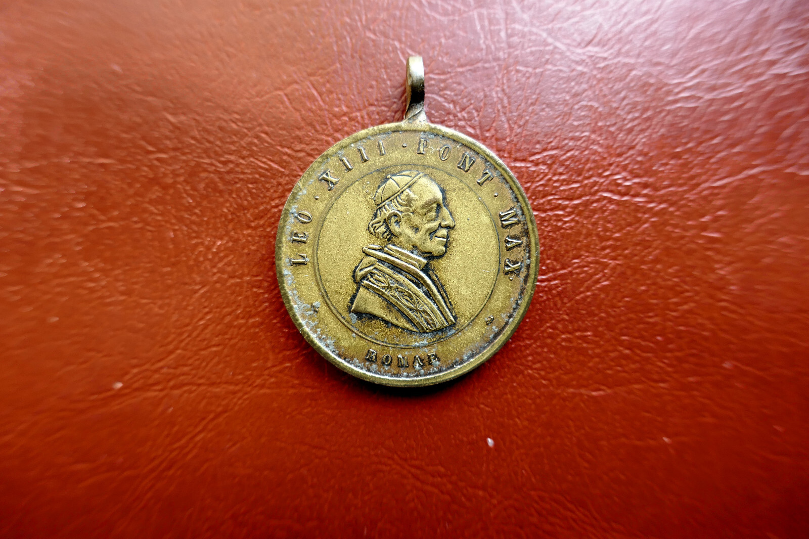 MEDAILLE RELIGIEUSE ANCIENNE. Giubileo Sacerdotale Di Leon Xiii. Metal