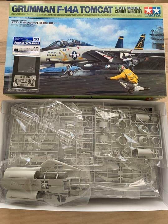 Tamiya GRUMMAN F-14A TOMCAT(LATE MODEL) Airplane Model Kit 1/48