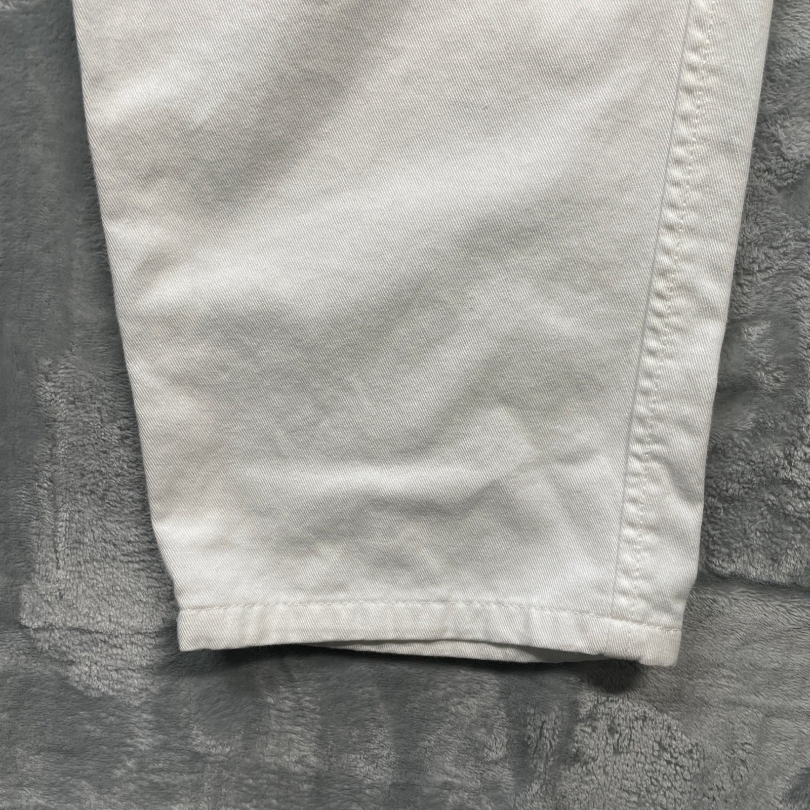 VTG Calvin Klein Jeans Khakis Womens White Pleated Chinos Relaxed Fit Pants Sz 8 thumbnail 7