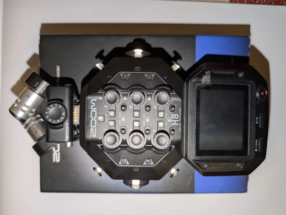 ZOOM H8 REGISTRATORE PORTATILE DIGITALE NERO - Immagine 2 di 4