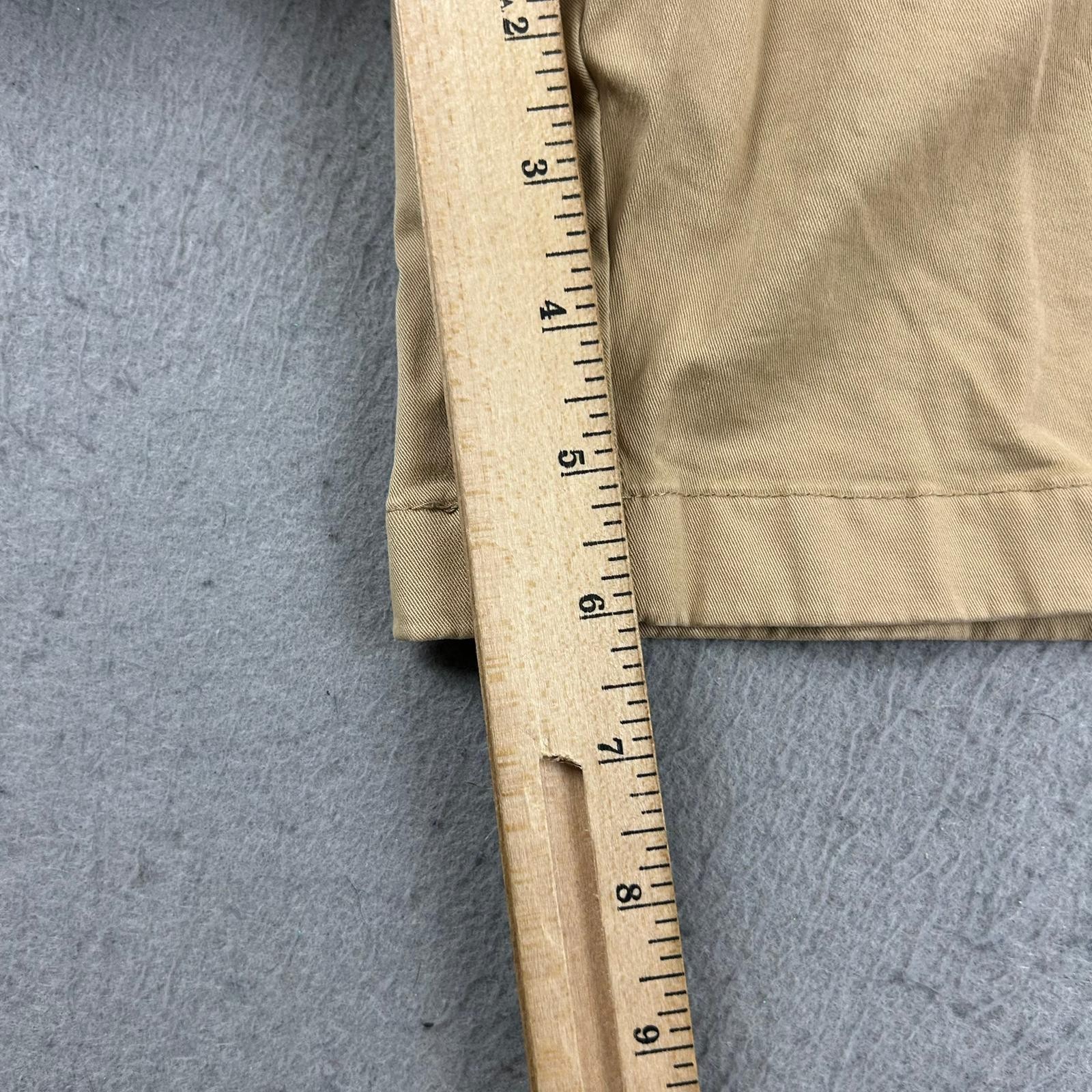 Chubbies Shorts Mens 34 Beige Flat Front Regular Fit Lightweight Chino