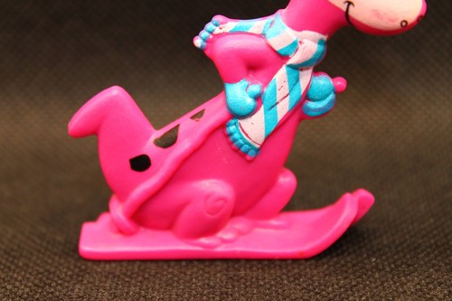 Vintage Flintstones 1991 Skiing Dino Toy Purple Plastic Cereal Box Prize - Picture 4 of 9