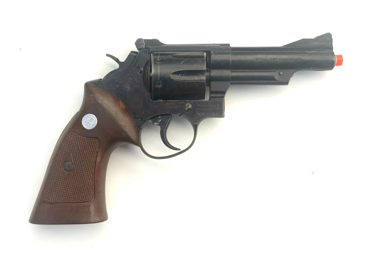 MGC Smith & Wesson Combat Magnum 357 4” NON-FIRING Replica Prop