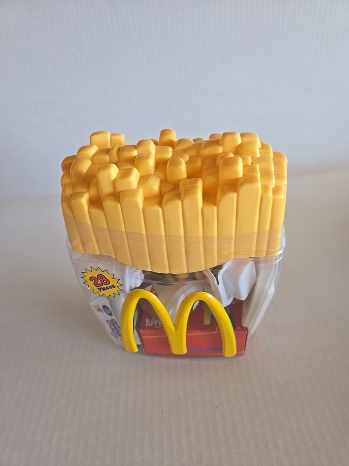 2003 McDonald's Vintage Fry Hamburger Play Food Set w/ 28