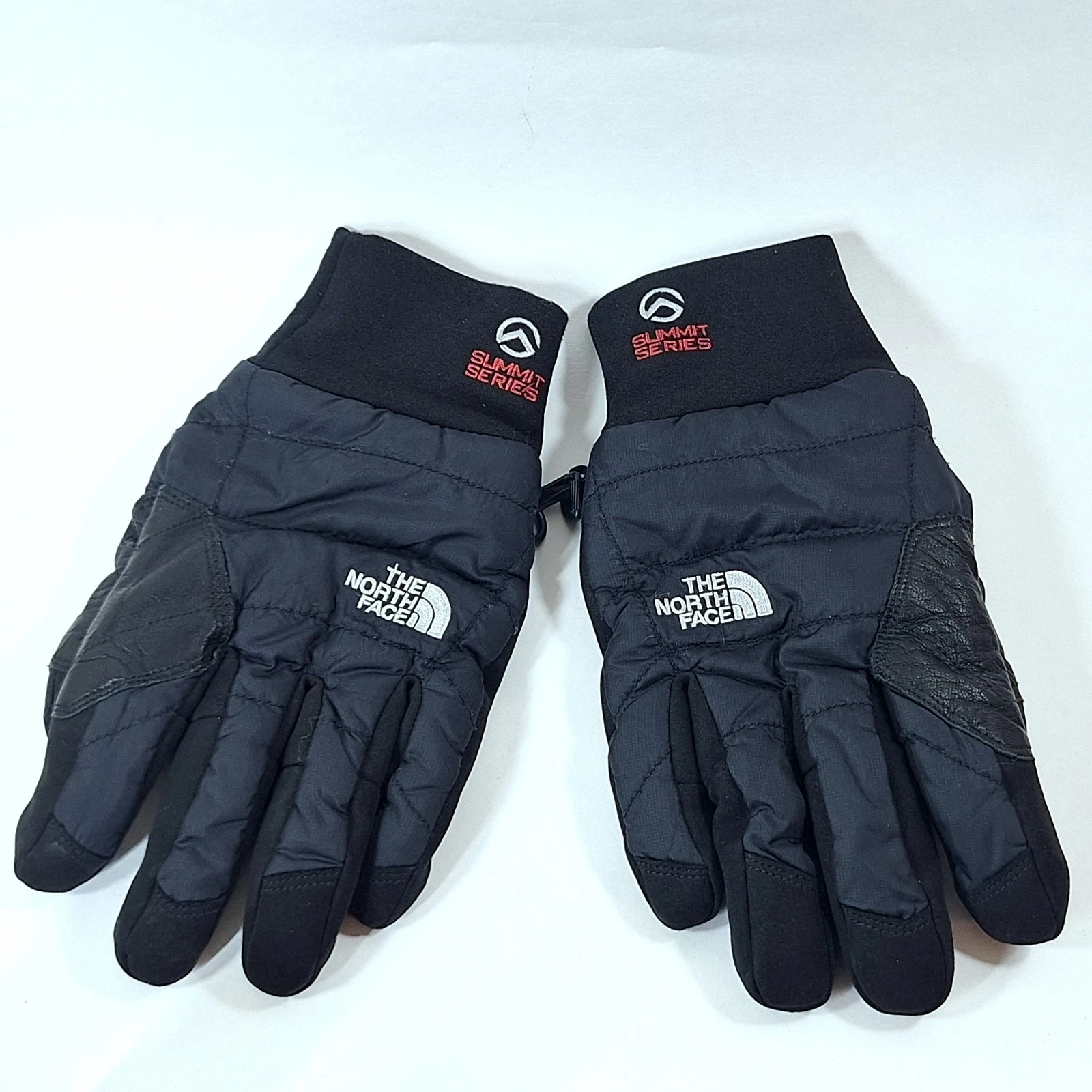 The North Face Summit Series; Unisex Winter Gloves; Size M; Black FREE SHIPPING
Opens in a new windo