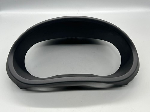 VAUXHALL CORSA 2013 MK3 INSTRUMENT CLUSTER SPEEDOMETER SURROUND TRIM 13205180