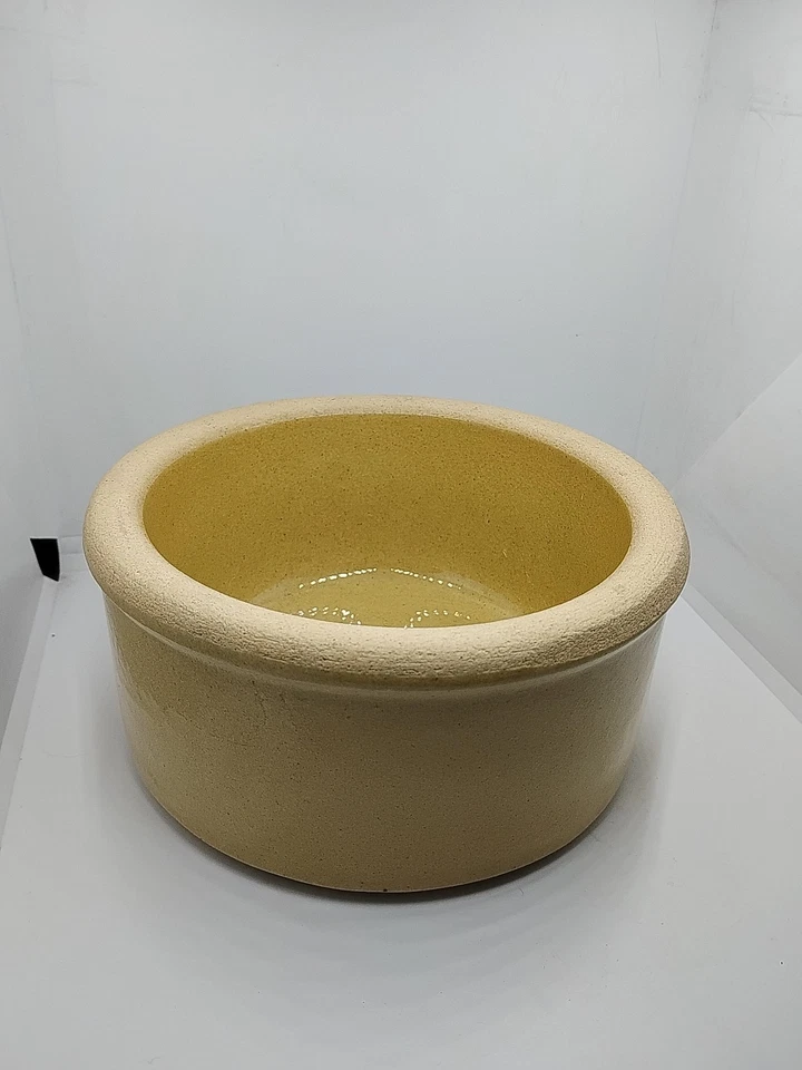 Cuenco de cerámica para perros R.R.P. Co Roseville OH EE. UU. 5,5" ancho gres amarillo de colección #200 Foto 3 de 4