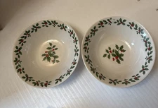 Royal Norfolk Christmas Holly Berry 6 7/8” Bowls Set of 2