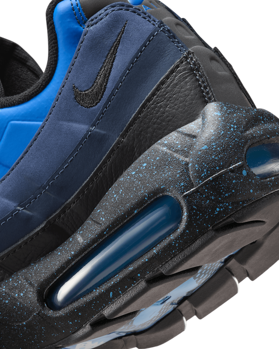 Stash × Nike Air Max 95 "Black and Harbor Blue" 25163664_57478881_1000.jpg