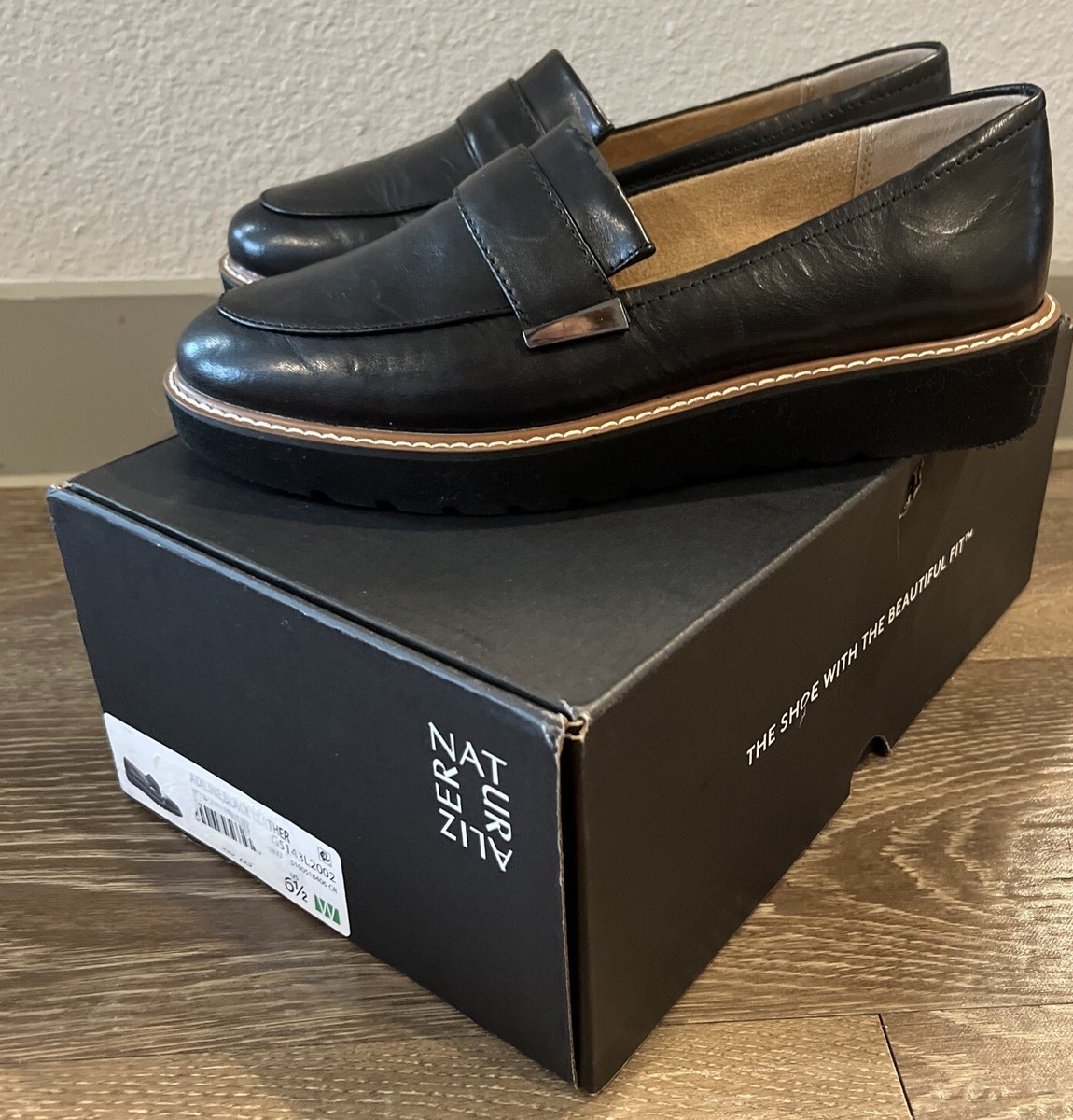 Naturalizer Womens Adiline Black Leather Loafers Shoes Wide