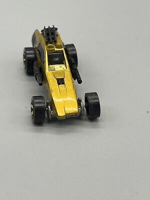 VTG Hot Wheels 1982 Dune Buggy Gunner 447 Gold and Black w VTG Hot Wheels 1982 Dune Buggy Gunner 447 Gold and Black w