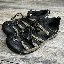 Keen Big Kids Newport H2 Black Green Hiking Sandals Sz 3 Style 9212