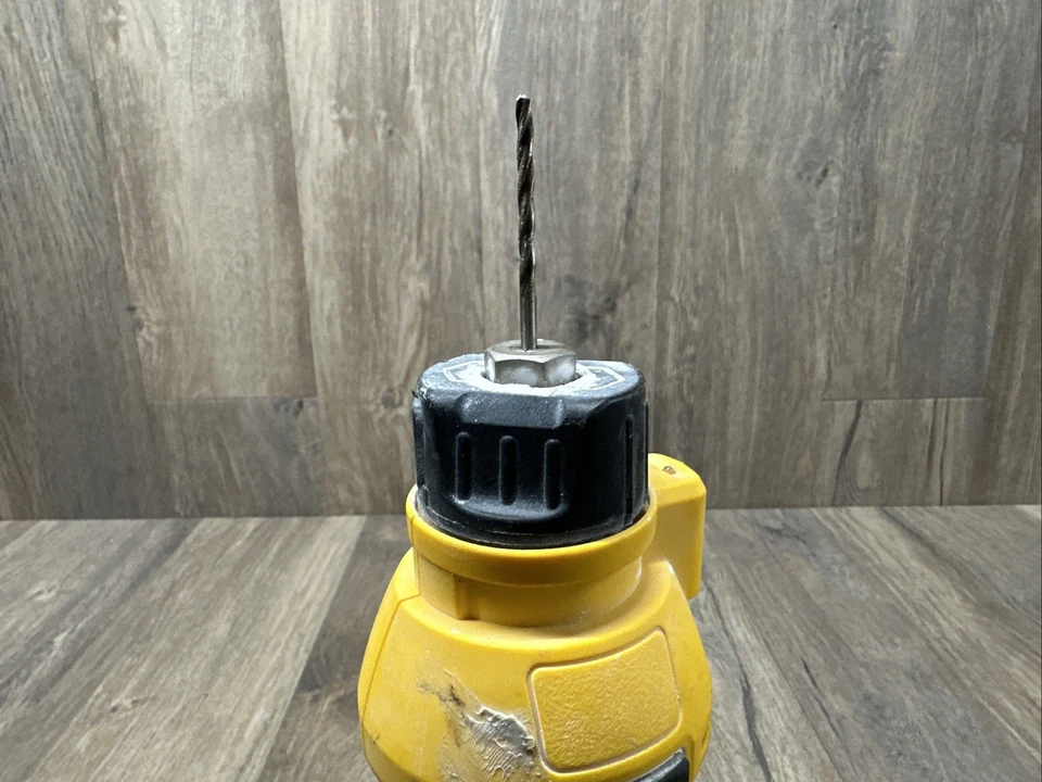 DEWALT DCS551 20-Volt MAX Lithium-Ion Cordless Drywall Cut-Out Tool - Image 4 of 4