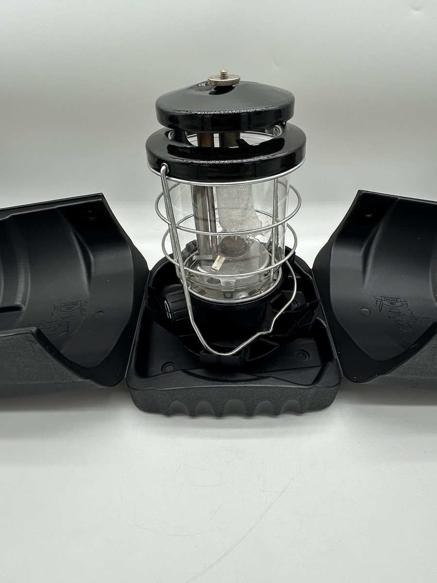 Coleman Northstar 2500 Propane Lantern W/Hard Case Auto Ignition