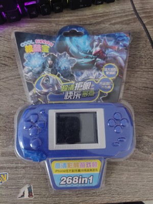 Retro Gaming Console With Many Retro Games Good Condition