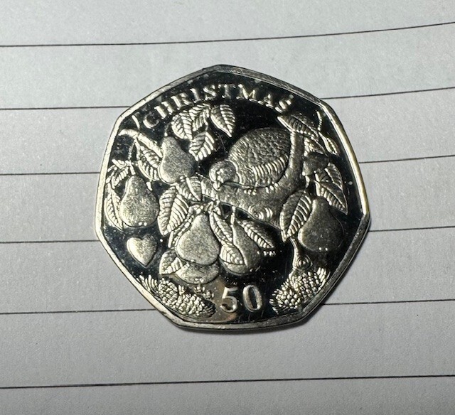 2005 -  Isle of Man 50p Christmas Coin, Partridge in a Pear Tree UNC
