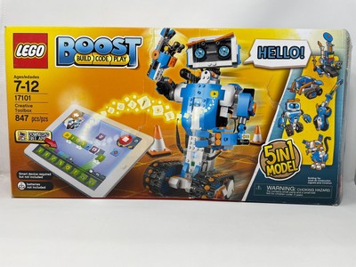 LEGO Boost: Creative Toolbox 17101 Ages 7 To 12 - 847pcs [USED 