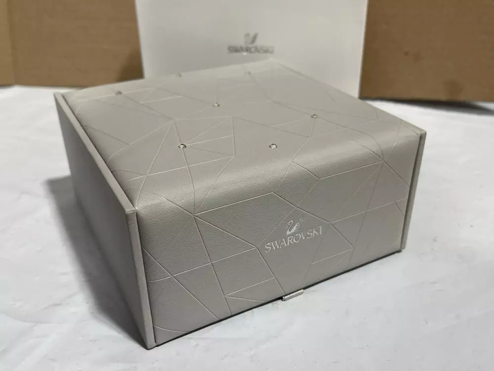 Swarovski white deals collection jewellery box