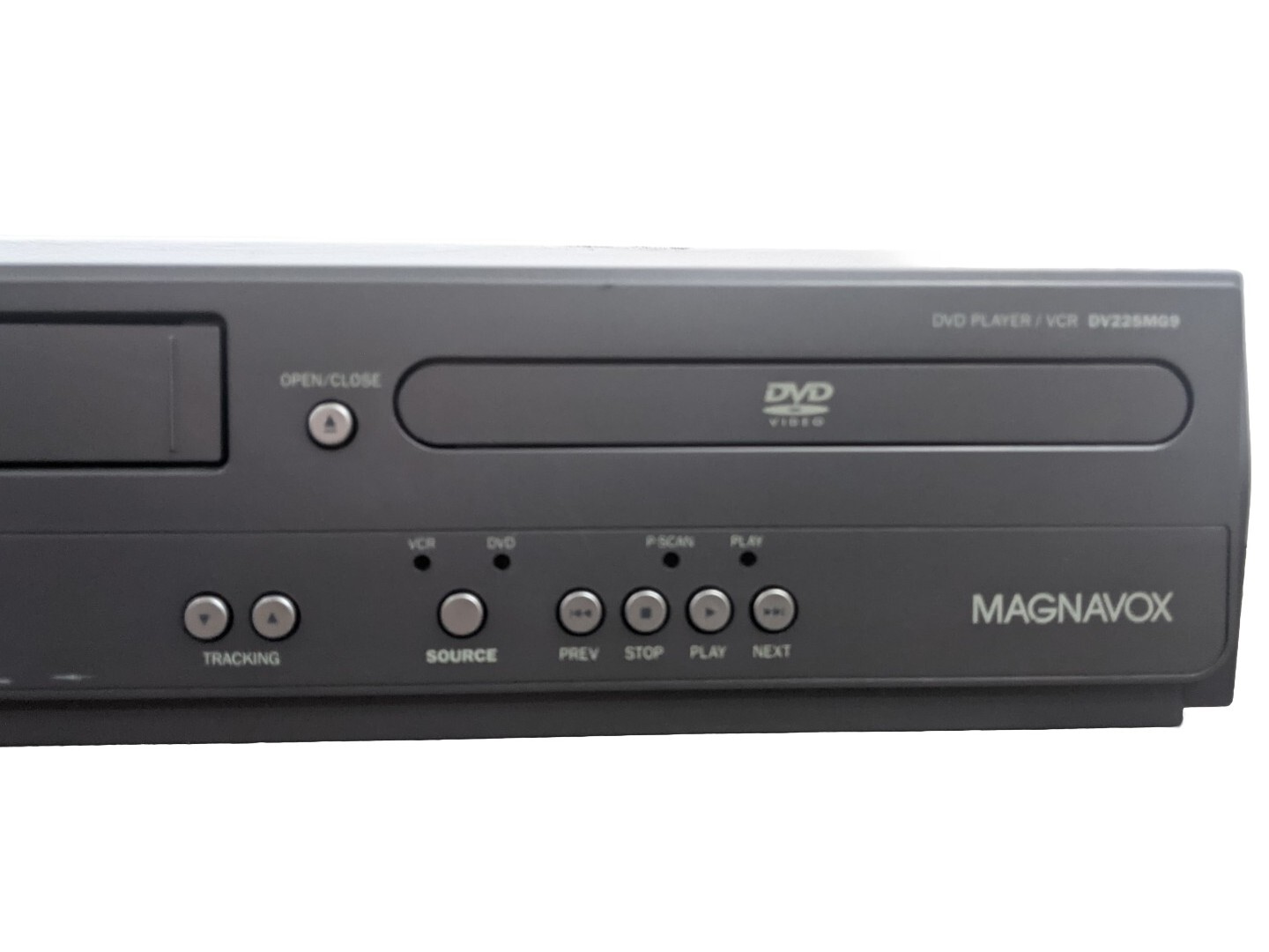 Magnavox DV225MG9 A 4 Head HiFi Stereo DVD/VCR Combo Tested w/Remote