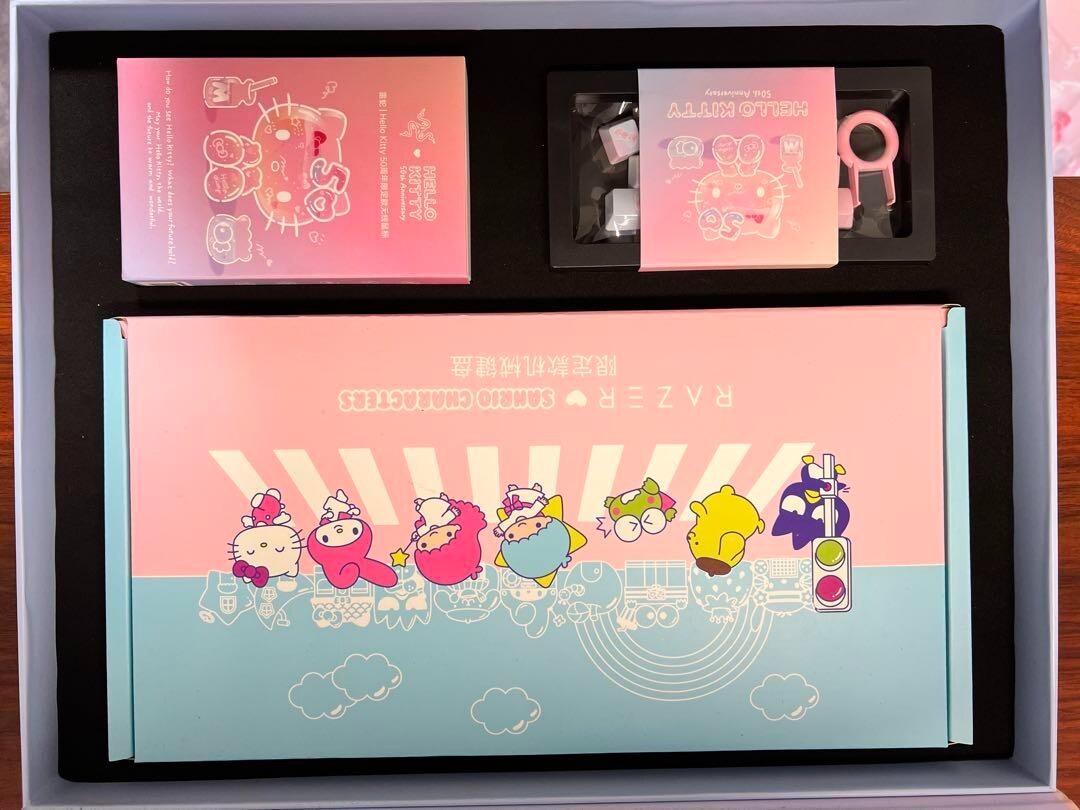 Razer x HelloKitty 50th 周年限定マウスキーボードセット Razer Sanrio HelloKitty 50th Anniversary Limited Edition