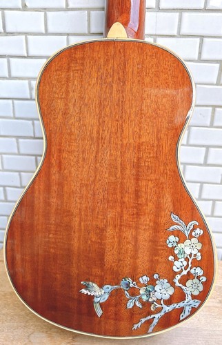 Alulu Solid Acacia Koa Concert Ukulele, hummingbird inlay, with case HU1630 - Picture 10 of 14