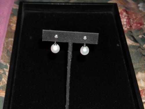 135 Platinum earring 6.2 grams 11 mm pearls post push back .10 ct diamonds - Picture 4 of 5