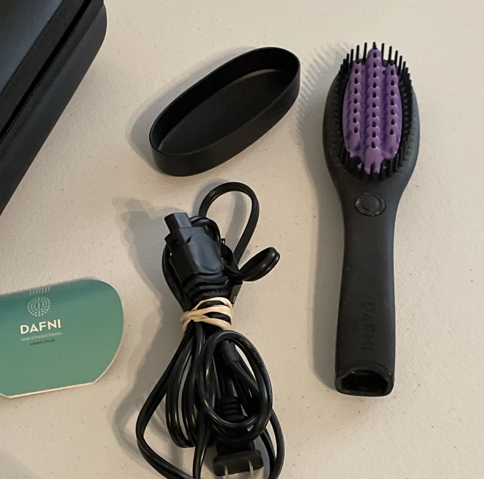 DAFNI Hair Straightening Ceramic Brush Purple with Thermal Cover Case DH1.1G - Image 2 of 4