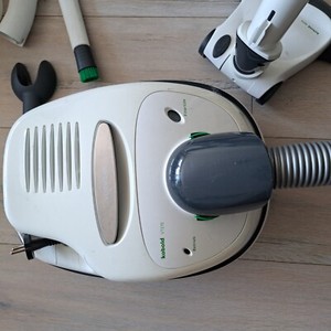 Staubsauger Vorwerk  Kobold VT 270 mit Zubehör