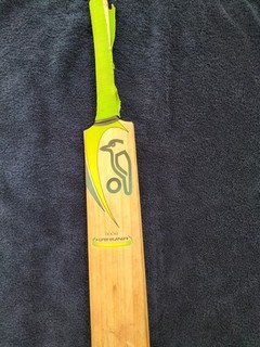 Kookaburra Cricket Bat SH