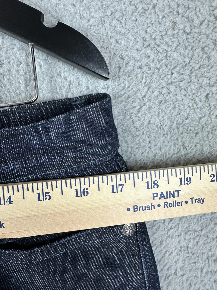 Rock & Republic Jeans Mens 31x32 Blue Dark Wash Straight Leg Stretch Made USA - Image 3 of 4