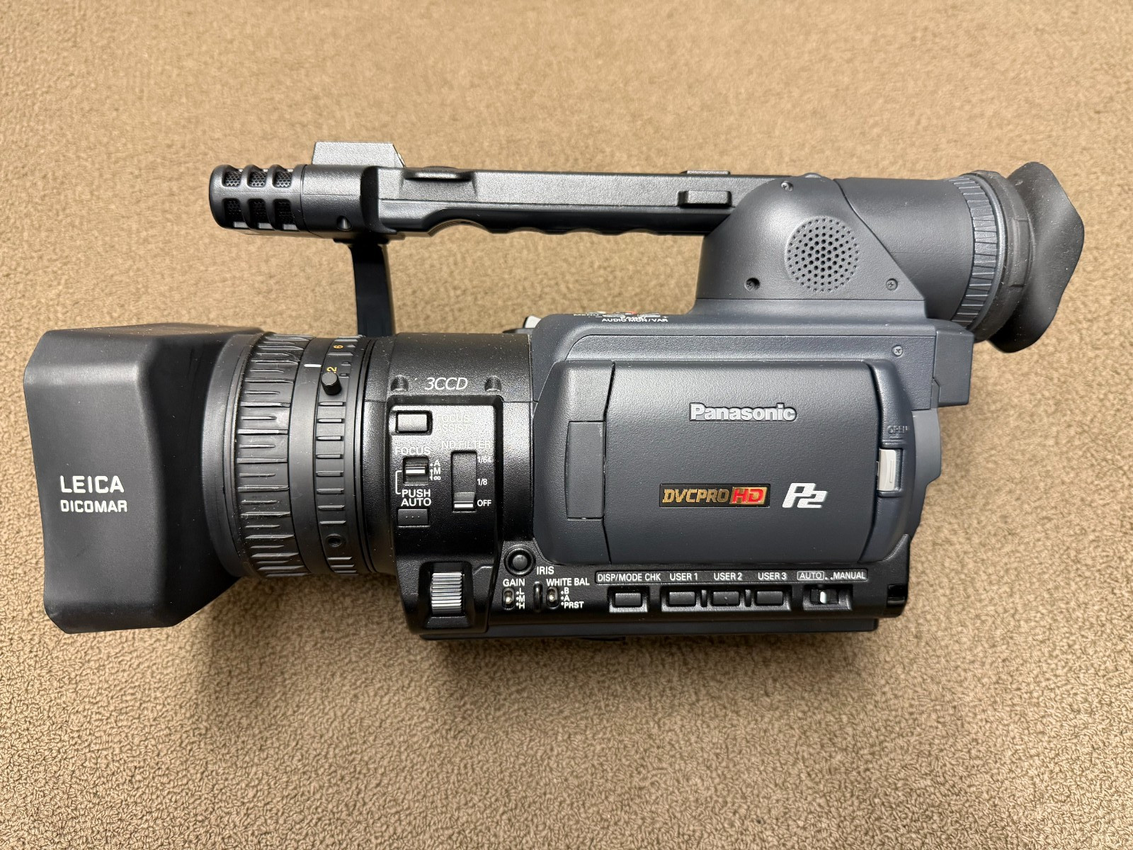1080i/720p Digital Video Camera 85 Hours
