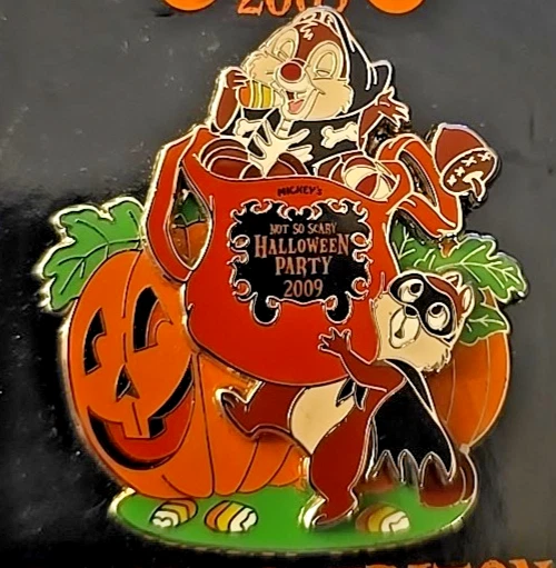 Disney Pin 72234 MNSSHP Chip and Dale Halloween Party 2009 LE 2000