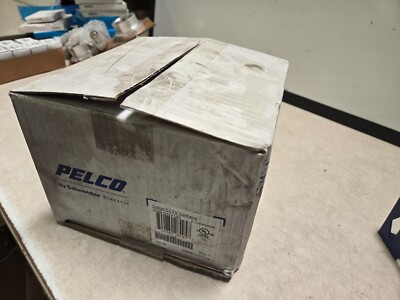 Pelco IS20-DNV10S Day Night Smoked Dome Color CCTV Camera Camclosure 2 Integrate