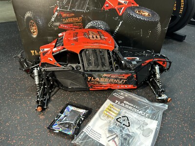 Losi 8IGHT-X Super Lasernut 4WD Brushless 1/6 LOS04019 Roller