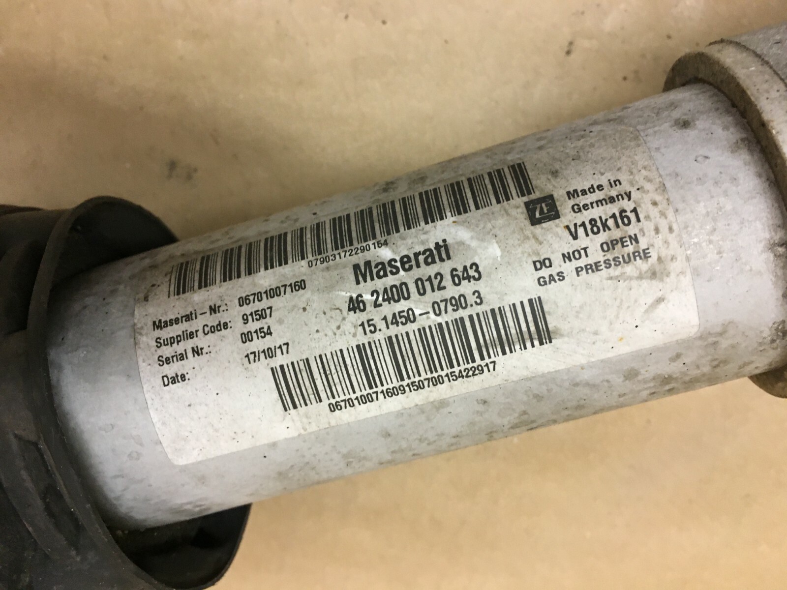 2017 2018 - 2022 Maserati Levante M161 Front Right Shock Strut Absorber RH OEM