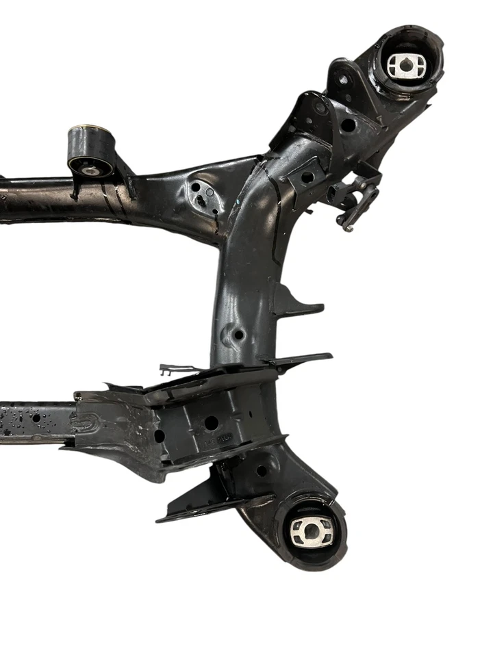 2018-2021 BMW X3 G01 REAR SUBFRAME SUB FRAME CROSSMEMBER OEM - Image 4 of 4