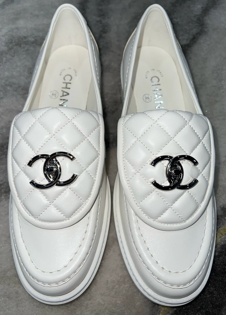 Chanel 22P White Quilted Flap Turnlock CC Logo Mule Slip On Flat