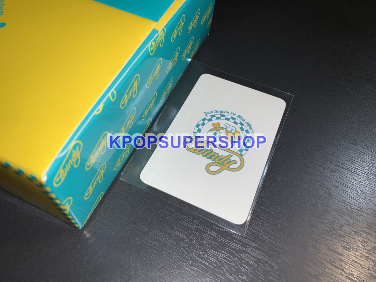 Windy (incl. 64pg Booklet, Lyric Paper, Postcard, Photocard, Photo