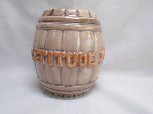 LATITUDE 20 TORRANCE CA ~ VINTAGE RUM BARREL TIKI MUG ~ GREAT SHAPE!