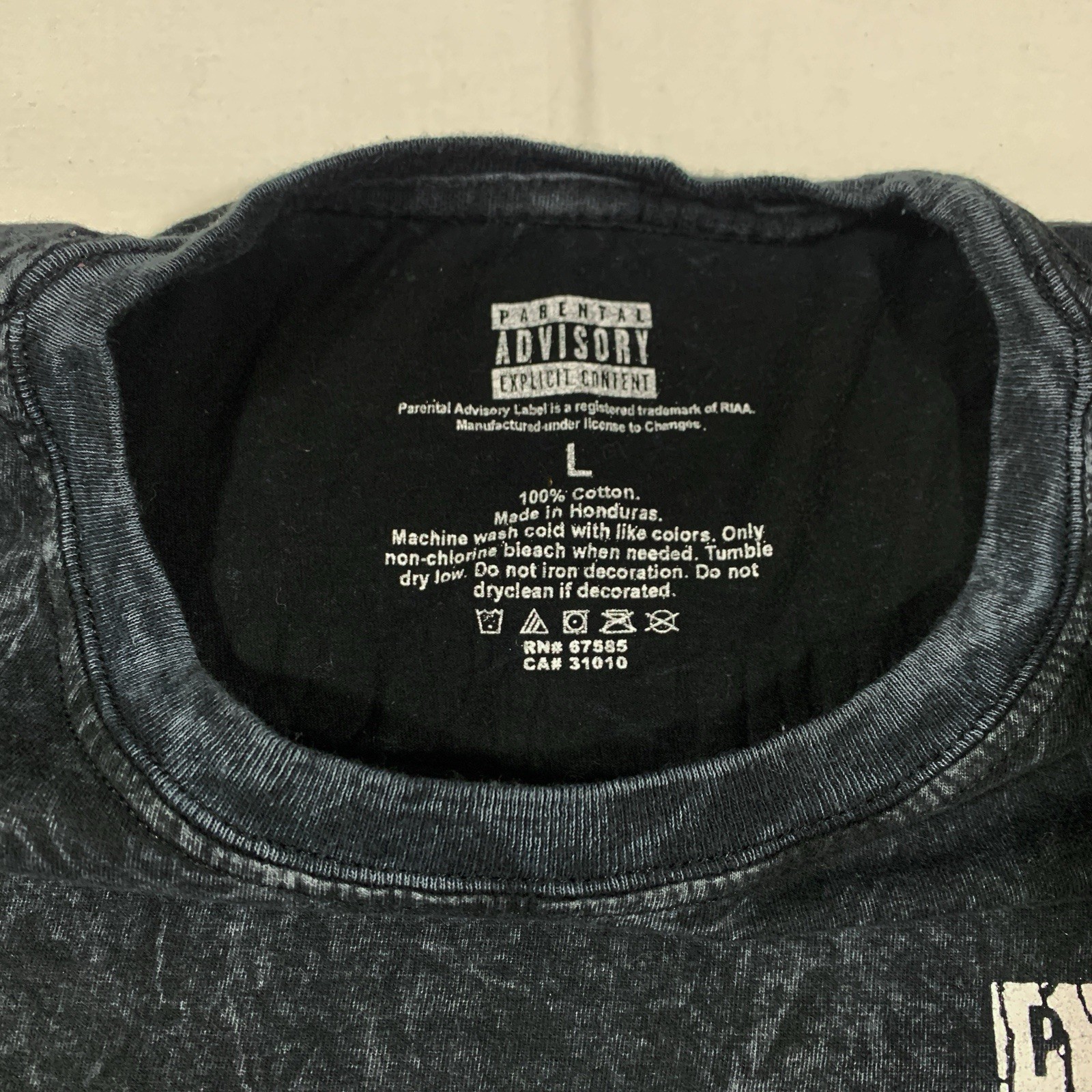 Parental Advisory Explicit Content Mens L (Runs M… - image 4