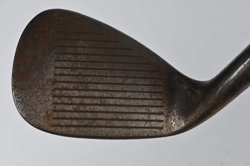 Titleist Vokey Oil Can Pitching Wedge / 48 Degree / Wedge Flex Dynamic Gold - Image 2 of 4
