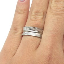 925 Sterling Silver Vintage Ribbed Band Ring Size 6.75
