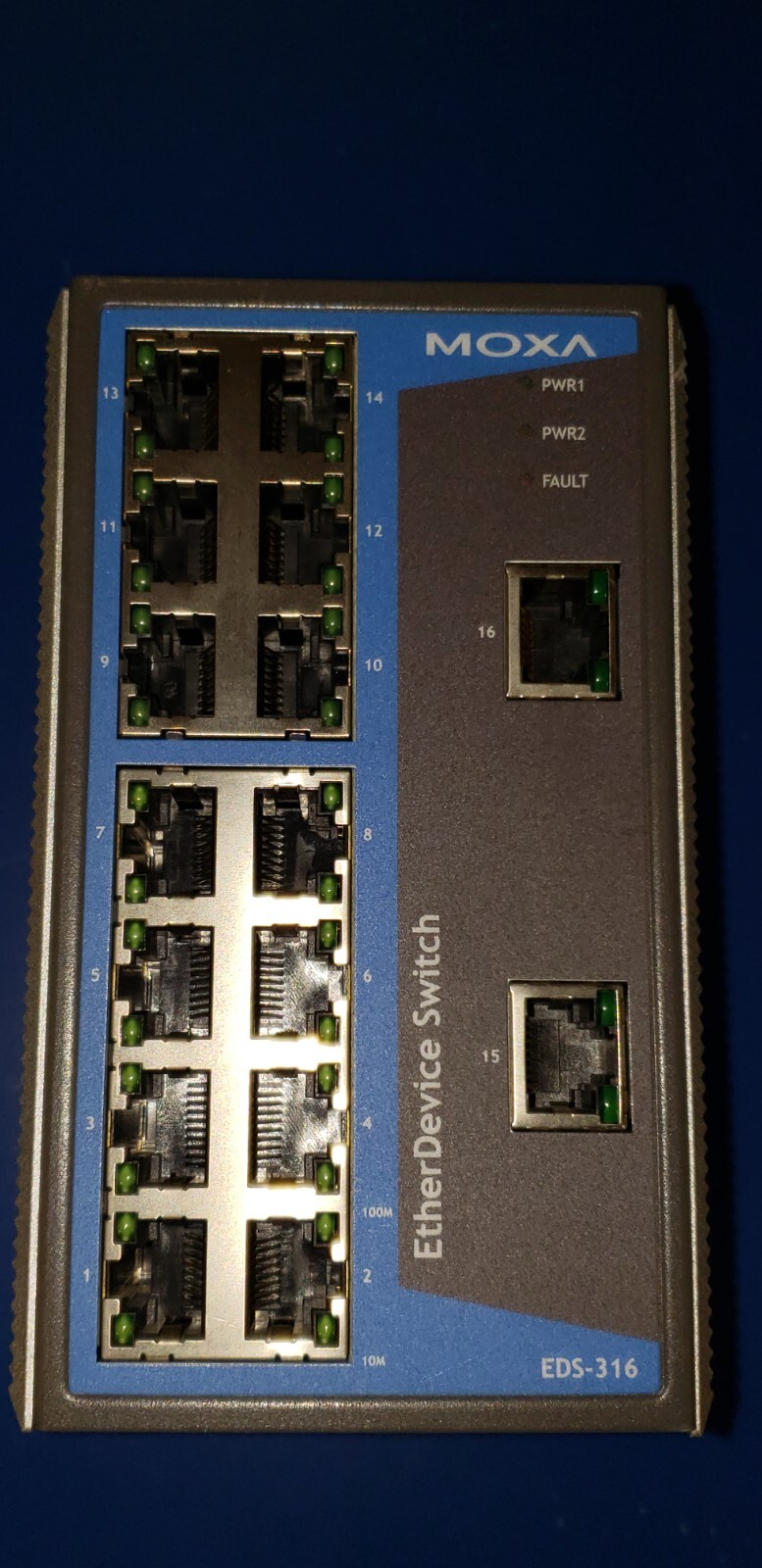 MOXA EDS-316 Rev 2.0  ETHERNET DEVICE SWITCH   16Port  Used
