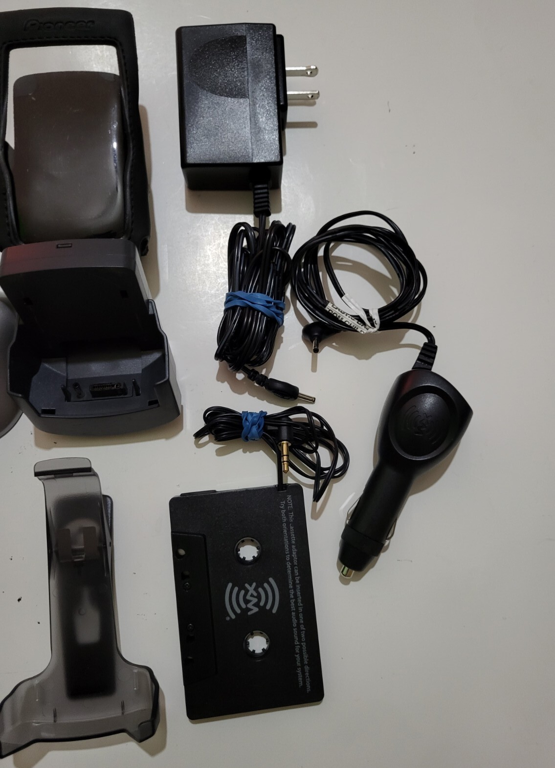 Pioneer AirWare XM2Go XM Portable Car Home Satellite Radio Receiver Accessories