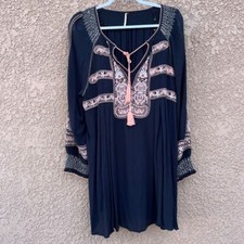 Free People Womens Dress Sz M Wind Willow Embroidered Bohemian Art Front Tassel
