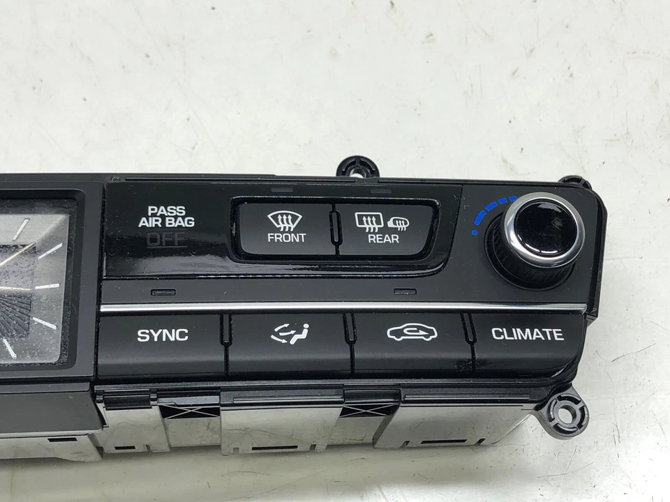 2015-2017 HYUNDAI GENESIS G80 ПАНЕЛЬ ПЕРЕКЛЮЧАТЕЛЯ КЛИМАТ-КОНТРОЛЯ OEM. - Изображение 4 из 4