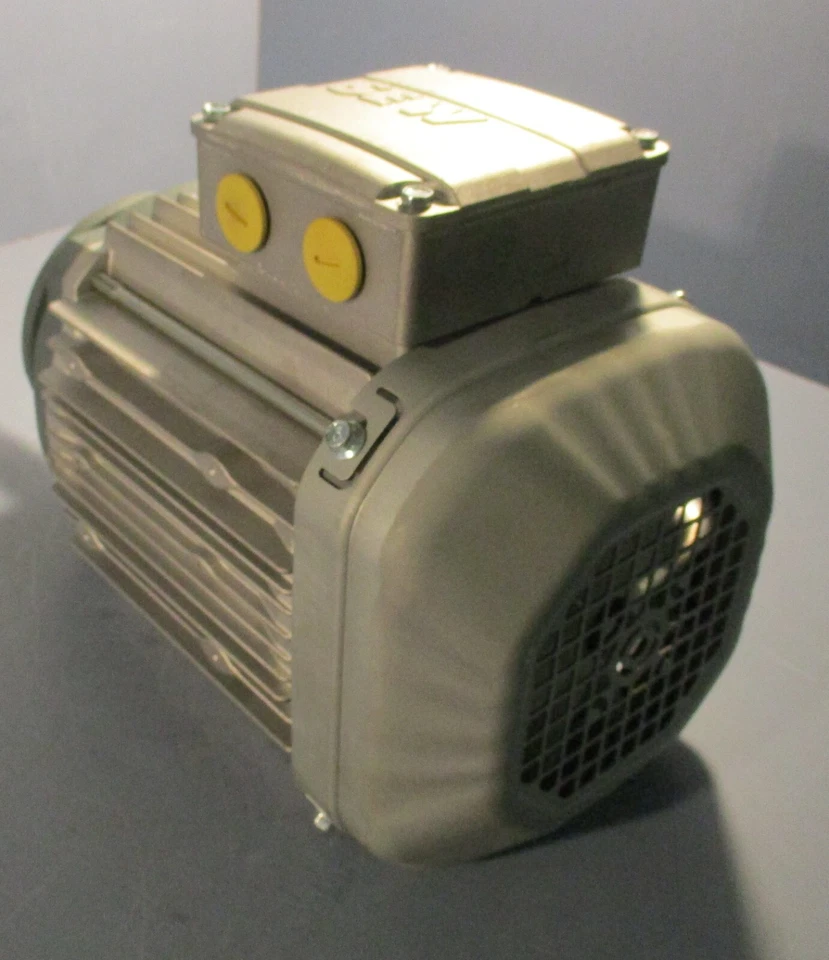 Sew Eurodrive DRE90L4/FG 3 Phase Motor 60 Hz 1740 RPM 1" Shaft Dia - Image 4 of 4