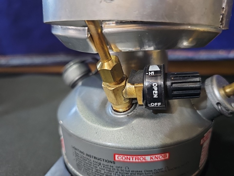 COLEMAN PEAK 1 MultiFuel Model 550B Camp Camping Backpacking Stove