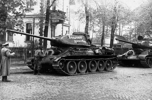 T-34/85 1/72 upgraded Amercom - Picture 9 of 11