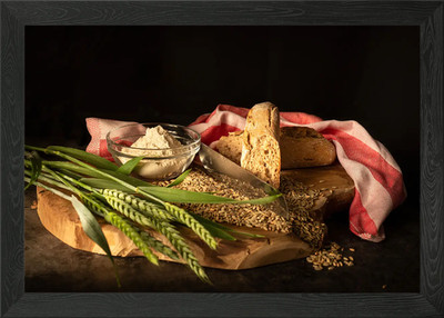 Gerahmtes Wandbild Roggenmehl und frisches Brot Poster Leinwanddruck Bild